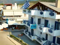 The Blue Beach Apartments Hotel a 