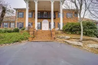 Immaculate Boone Villa w/ Entertainment Lounge! - Villas