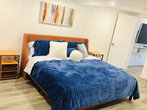 Swinton Cottage by Delray Beach w/ free parking Unit A