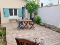 Nice apartment with terrace a few steps from the ocean