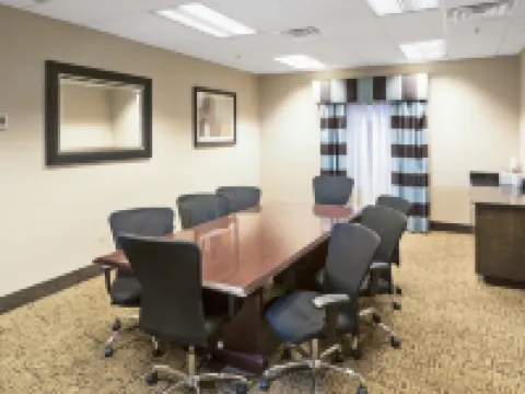 ハンプトン イン ウィルソン ダウンタウン ウィルソンのホテル