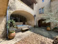 Winegrower's house in the heart of Vers-Pont-du-Gard