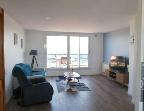 Near train station and spa, F3 apartment with view of the old town of DAX