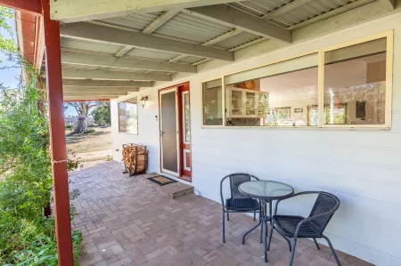 Snowy Mountains Hideaway with plenty of space to relax after a day of adventure.