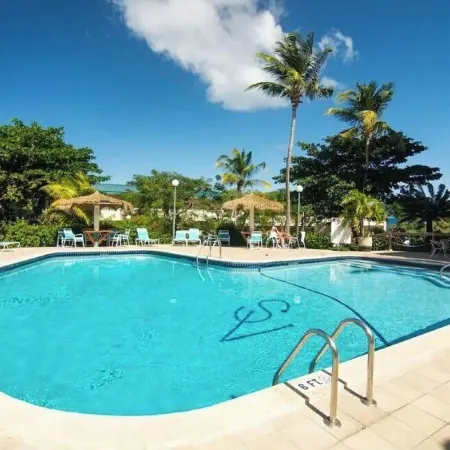 Sophisticated Beach Condo-Ocean View-Sapphire