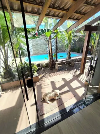 House with pool, gourmet space Отели рядом с достопримечательностью «Atami»