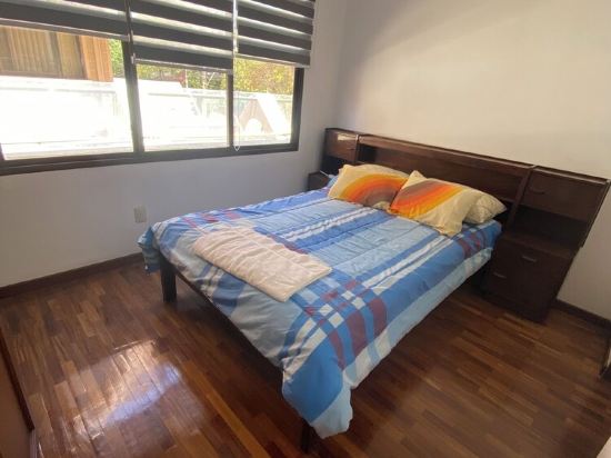 Calacoto centro, full muebles y equipo con WiFi y TV cable gratis en La Paz