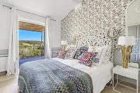 Luxury villa Saint-Tropez Golf Club St tropez Private and secured domain swimming pool Hotels in Gassin