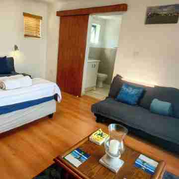 O Kapetanios a Lovely Greek styled  4-bedroom house with WiFi in Langebaan Rooms