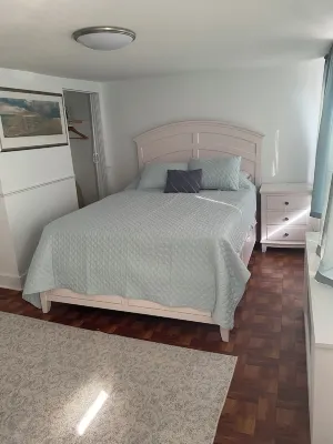 Lovely 2 Bedroom Unit in Long Branch, close to the beach, and NJ Transit.