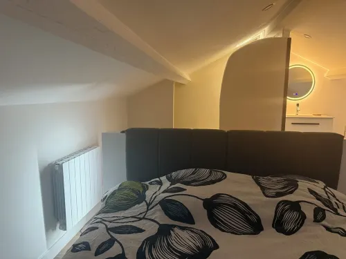 Cruz'House 샤뜨누와-르-후와얄 호텔