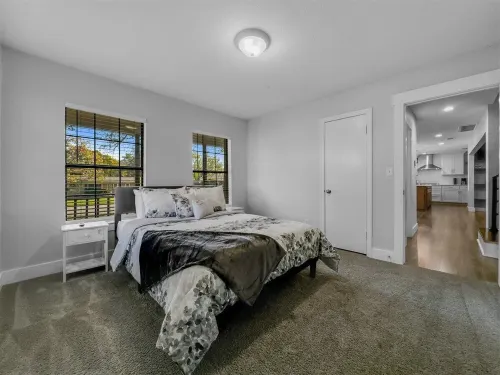 Charming 4-bedroom house in lovely Richland Hills Hotels in Richland Hills