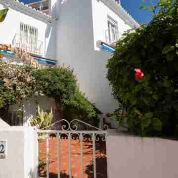 BAJAMAR II 2 MENYBER Hotel Exterior