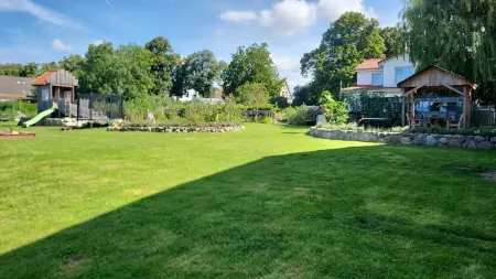 "Spacious, cozy vacation apartment in the Lehnenhof" rural, not far from the Baltic Sea