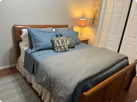 Charming 1-bedroom apartment in enchanting New Bern with WiFi, AC Отели рядом с достопримечательностью «White & Allen PA»