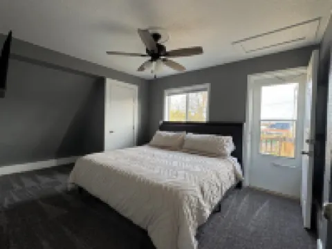 4- Bedroom Retreat with Sauna, Game Room, Patio & Walk to Bars & Restaurants