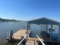 Lake Leon Cozy Cabin and RV park