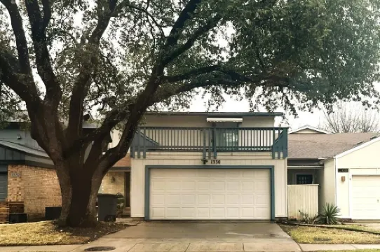 Cozy, Convenient Townhome Living