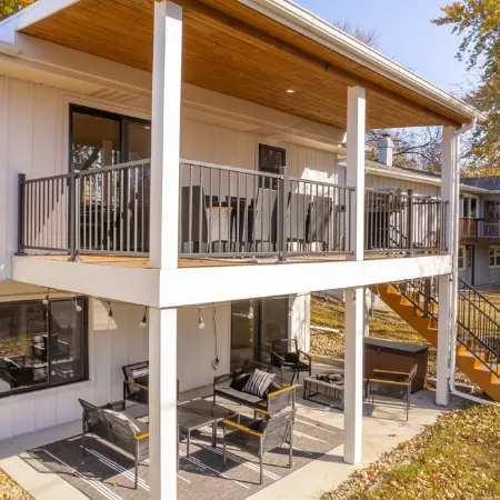 Clear Lake Escape - Lake Views, Pool Table, Ping Pong Table, Fire Pit