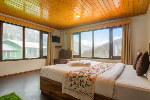 Kashmir House Pahalgam