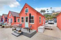 Modern Beachfront Cottage