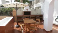 Vacation home in Almuñécar with beautiful city, mountain and sea views.