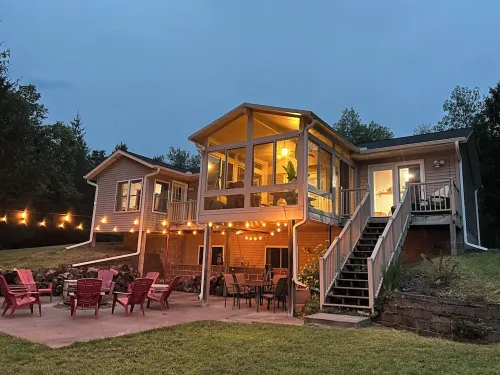 Scenic Kettle River Cabin - Hike, Sauna, Kayaks & More-Your Next Retreat Awaits!