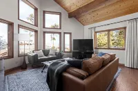 Colorado Home with Hot Tub!  Close to Ski Resorts