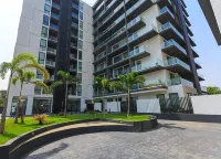 Nova Apartments Luxury One bedroom Hotels in Roman Ridge