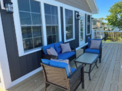 New 2-bed apartment with Panoramic Views of Downtown Lubec and Campobello Island