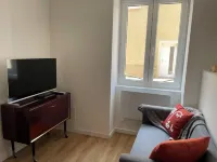 Apparently T2 equipped 셍 쌍포히앙 도종 호텔