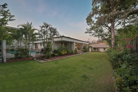 35 summer hill 4bhk by Arabian villas with huge pool and lawns