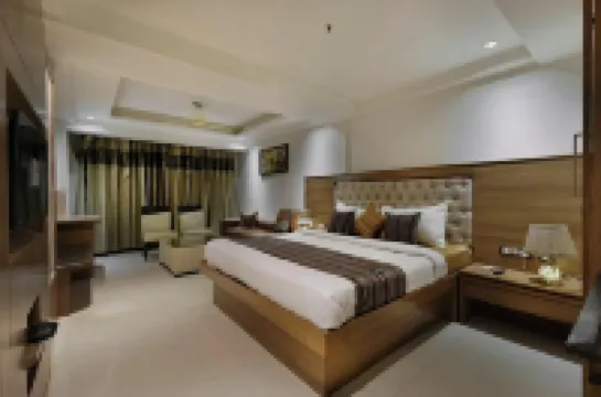 โรงแรม โลตัส พาราไดซ์