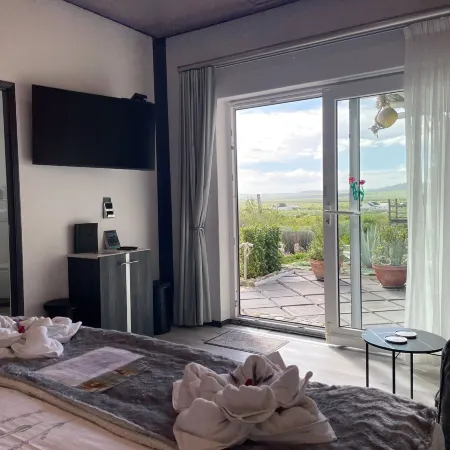 Farr Out Guest House Ξενοδοχεία στην πόλη Paternoster