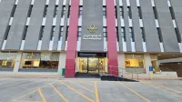 스누드 알 살람 오스만 이븐 아판 모스크 주변 호텔