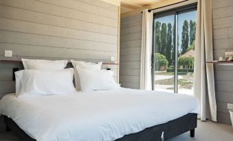 Logis Hôtel-Restaurant Domaine de Montecristo