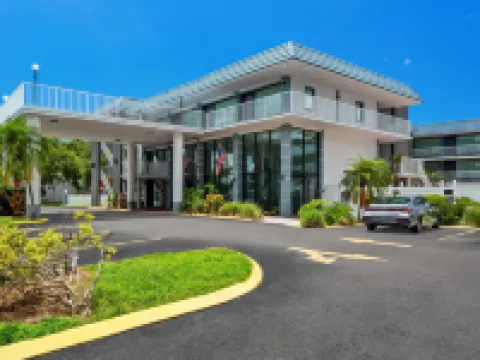 Quality Inn & Suites at Tropicana Field Hotels in Pinellas County