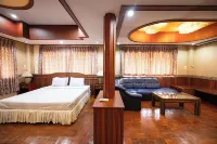 Sabai Hotel Lopburi