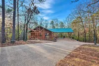 Pet-Friendly Cabot Cabin w/ Fenced Yard! - WiFi
