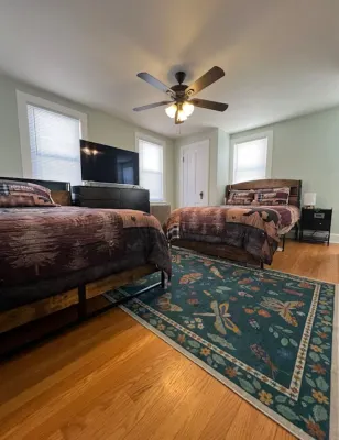 Mt airy casino 1 minutes away .amazing location