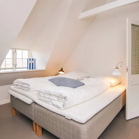 6 Person Holiday Home in Fanø-by Traum