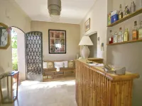 Holiday Home in Var near Beaches & Pool - bar