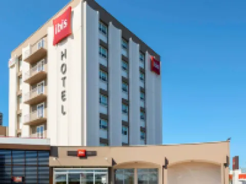 Ibis Cholet