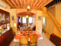 Lucca Retreat with Pool