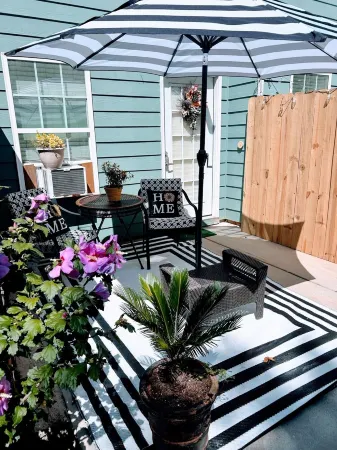 Cozy Small Bedroom and Bathroom