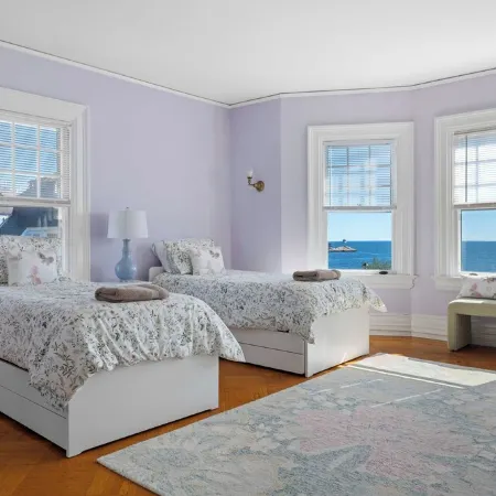 Waterfront Estate in Groton – 10 Bedrooms, Private Pier, & Beach Access