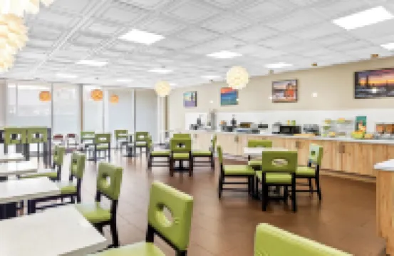 퀄리티 인 & 스위트 찰스턴