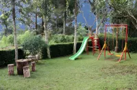 Villa ChavaMinerva Dima - Ciater Hotels in Sagalaherang