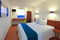 One Queretaro Aeropuerto Hotels in El Marques