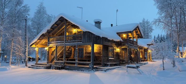 Isokenkäisten Klubi - Wilderness Lodge Hotels in Koillismaa